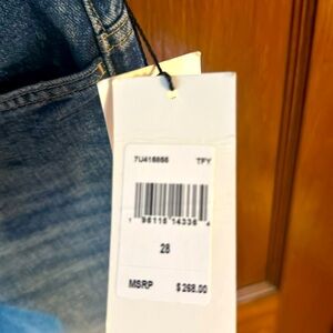 7 for all Mankind size 28